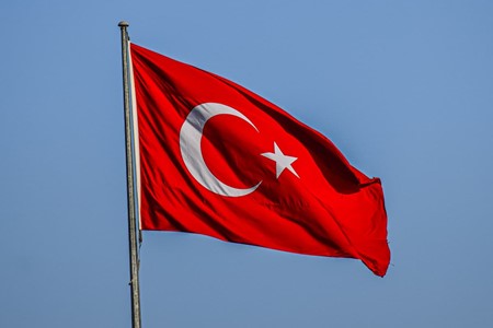 Turkse vlag - sparen in Turkije